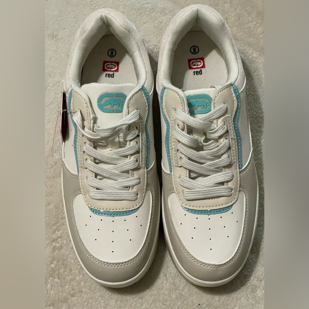 ECKO Unlimited Women’s Sneakers White & Baby Blue Size 9 Red Rhino NWT